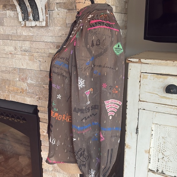 Vilagallo Edina sheer hidden button puff long sleeve Ski You Later blouse skiing - Picture 7 of 16